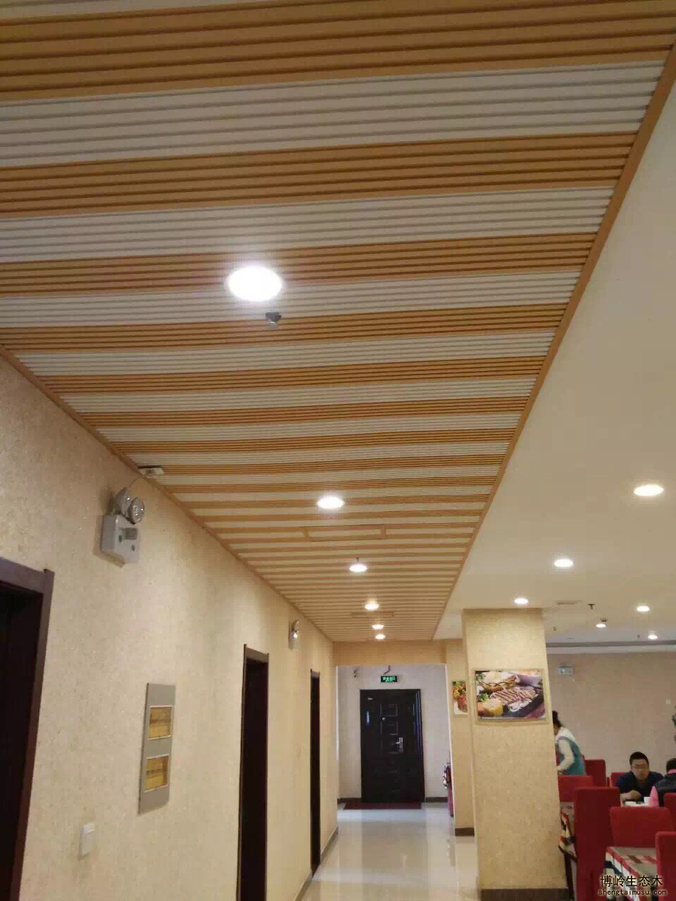 生态木吊顶效果图